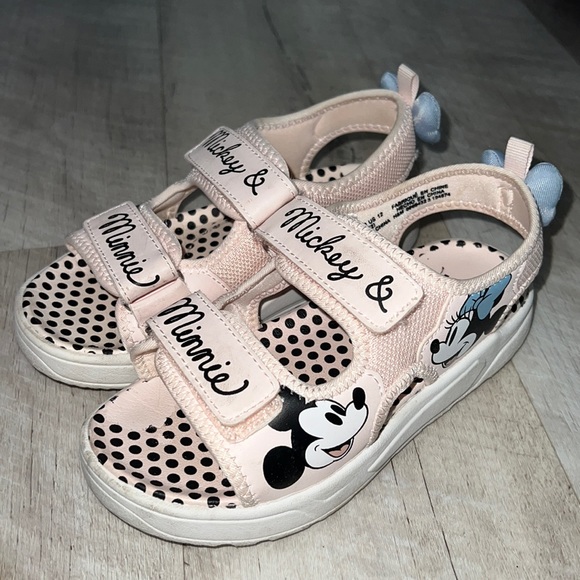H&M Shoes Hm Disney Minnie Mouse Velcro Sandals Poshmark